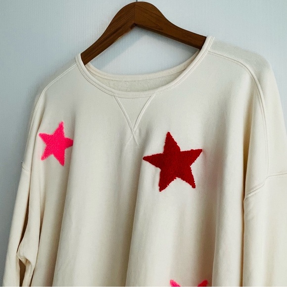 Lou & Grey Cream Crewneck Sweatshirt with Red and Pink Star Accents size XL - Picture 2 of 8